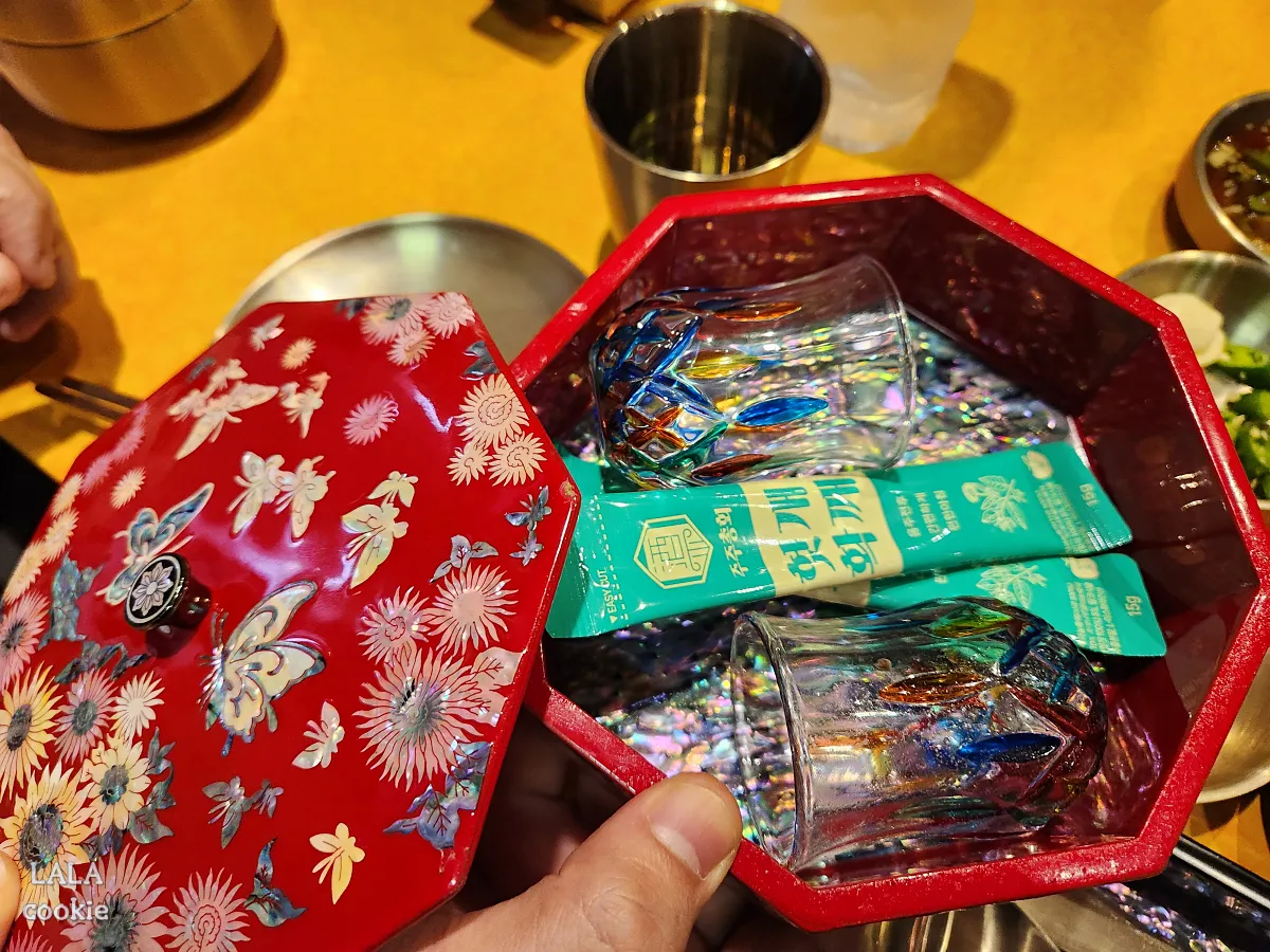 대구-중구-소막창-대창-맛집-몽실집-자개-소주잔통