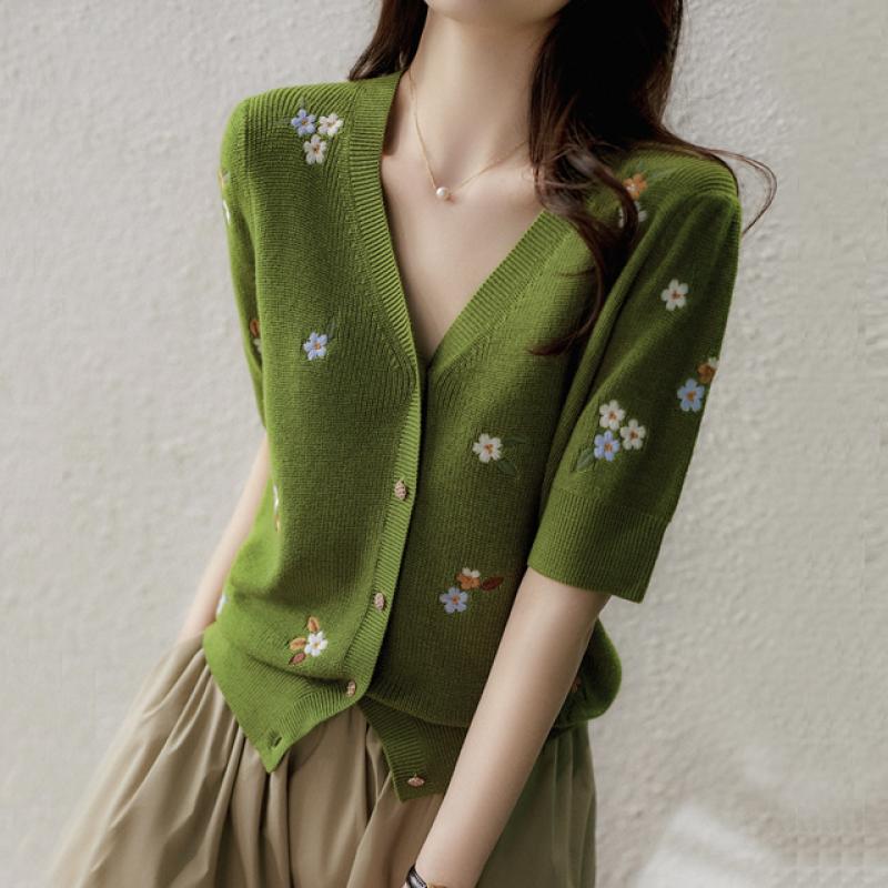 큐빅버튼 꽃자수 니트 가디건