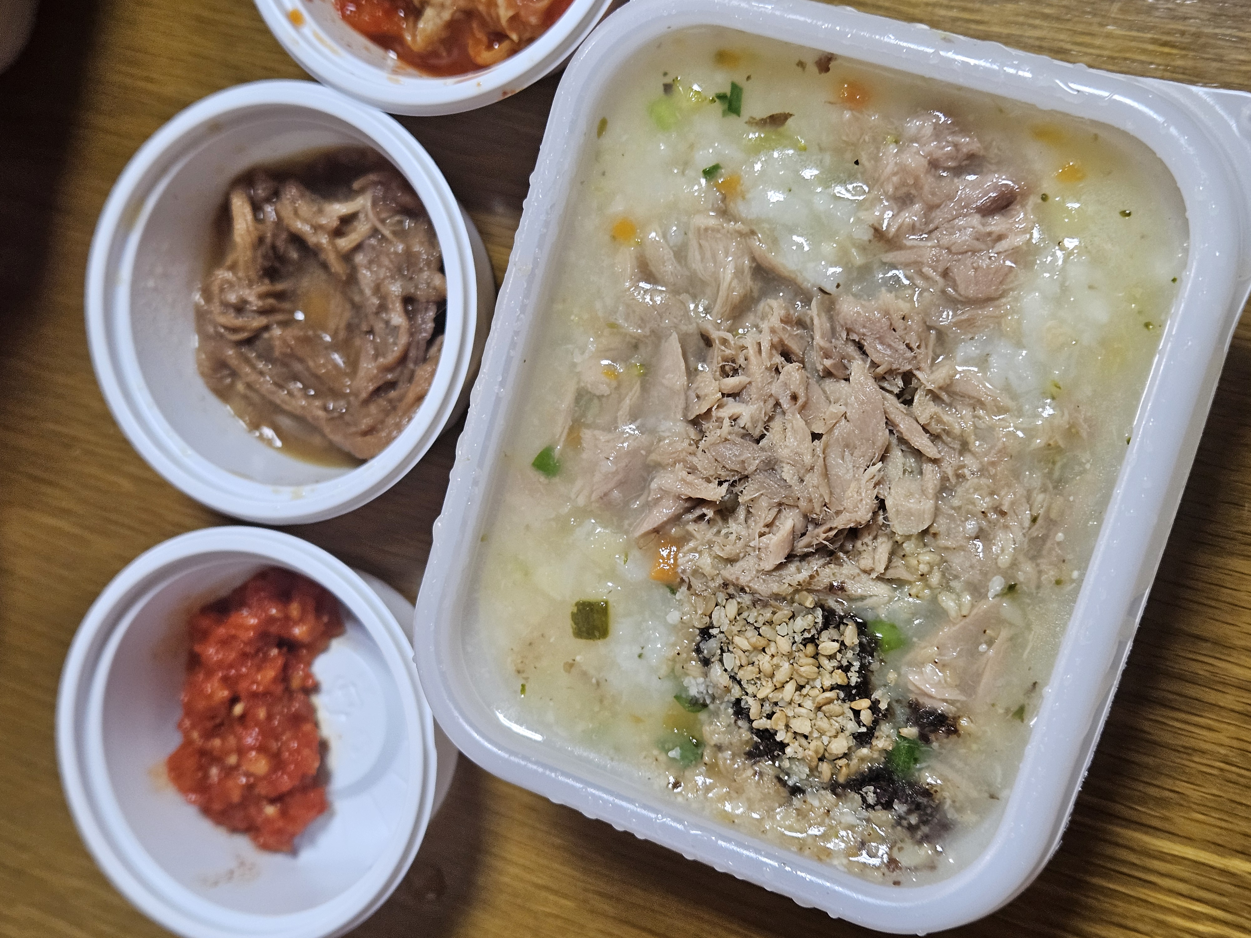 제주 서귀포 본죽 참치 야채죽 관련 사진