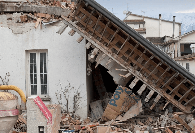 지진나는 꿈해몽 풀이