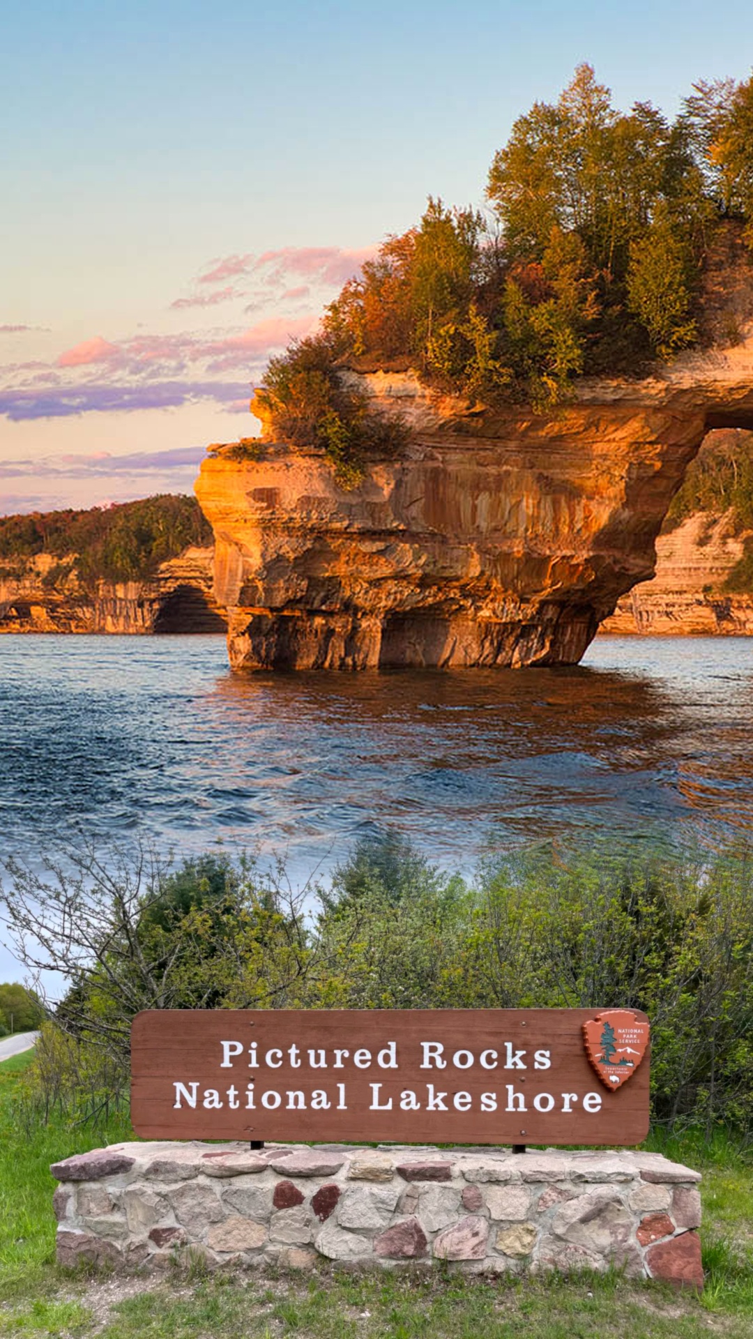 픽처드 록스 국립호반공원(Pictured Rocks National Lakeshore)