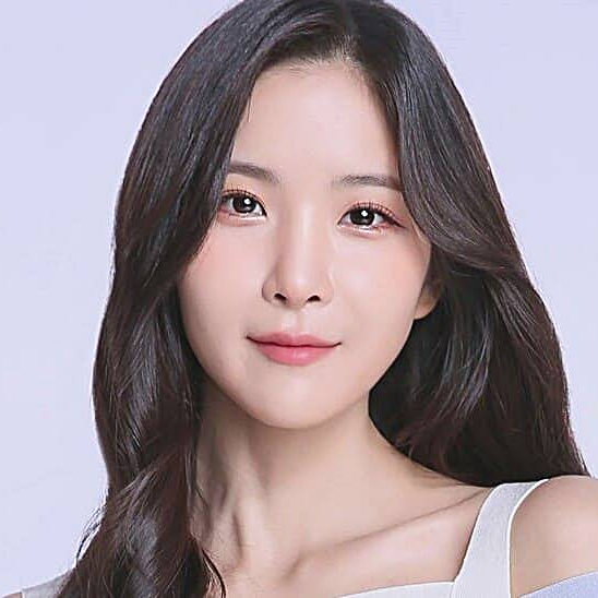조현영 공개연애