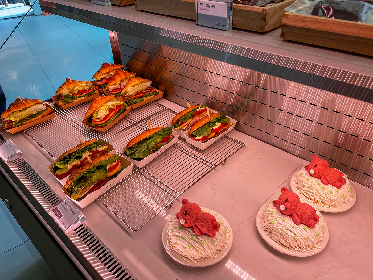 부산 강서구 베이커리 카페 세븐아일랜드