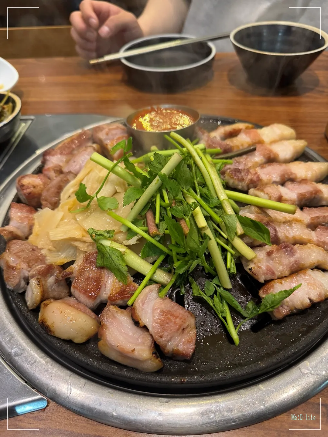 창원-창원 유니시티 어반브릭스-회식-삼겹살-목살-솥밥-미나리삼겹살-직접구워주는고기집-오대지식당-오대지-묵은지