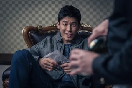 정태석 역(김무열)