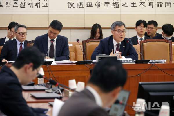 김석우 법무부차관 프로필