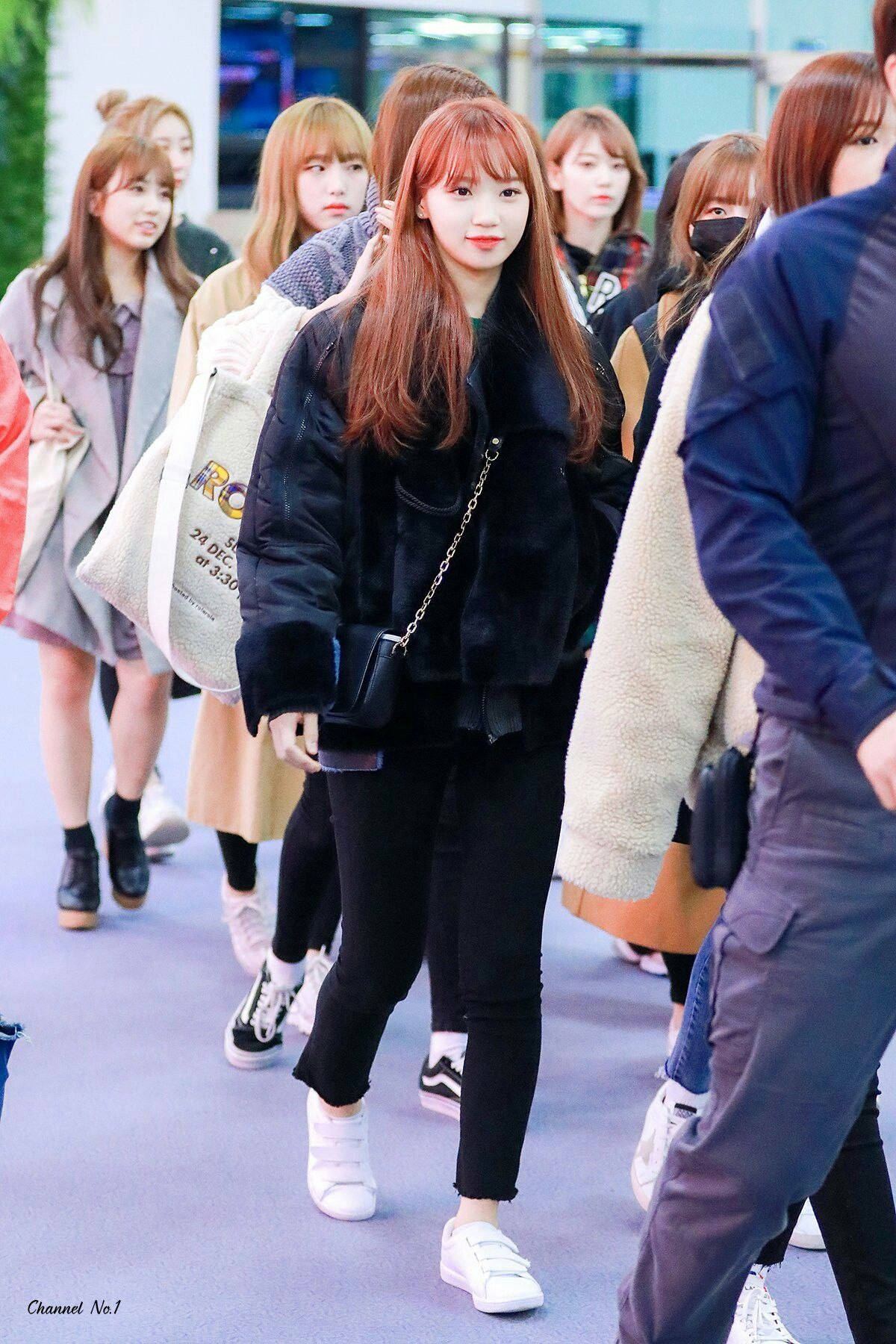 김채원 사진 모음 김채원 사진 모음