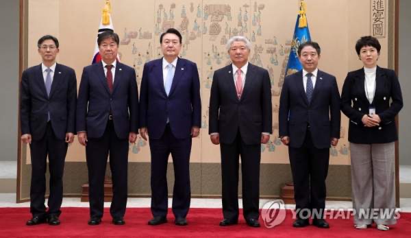 김홍일 방통위원장 임명