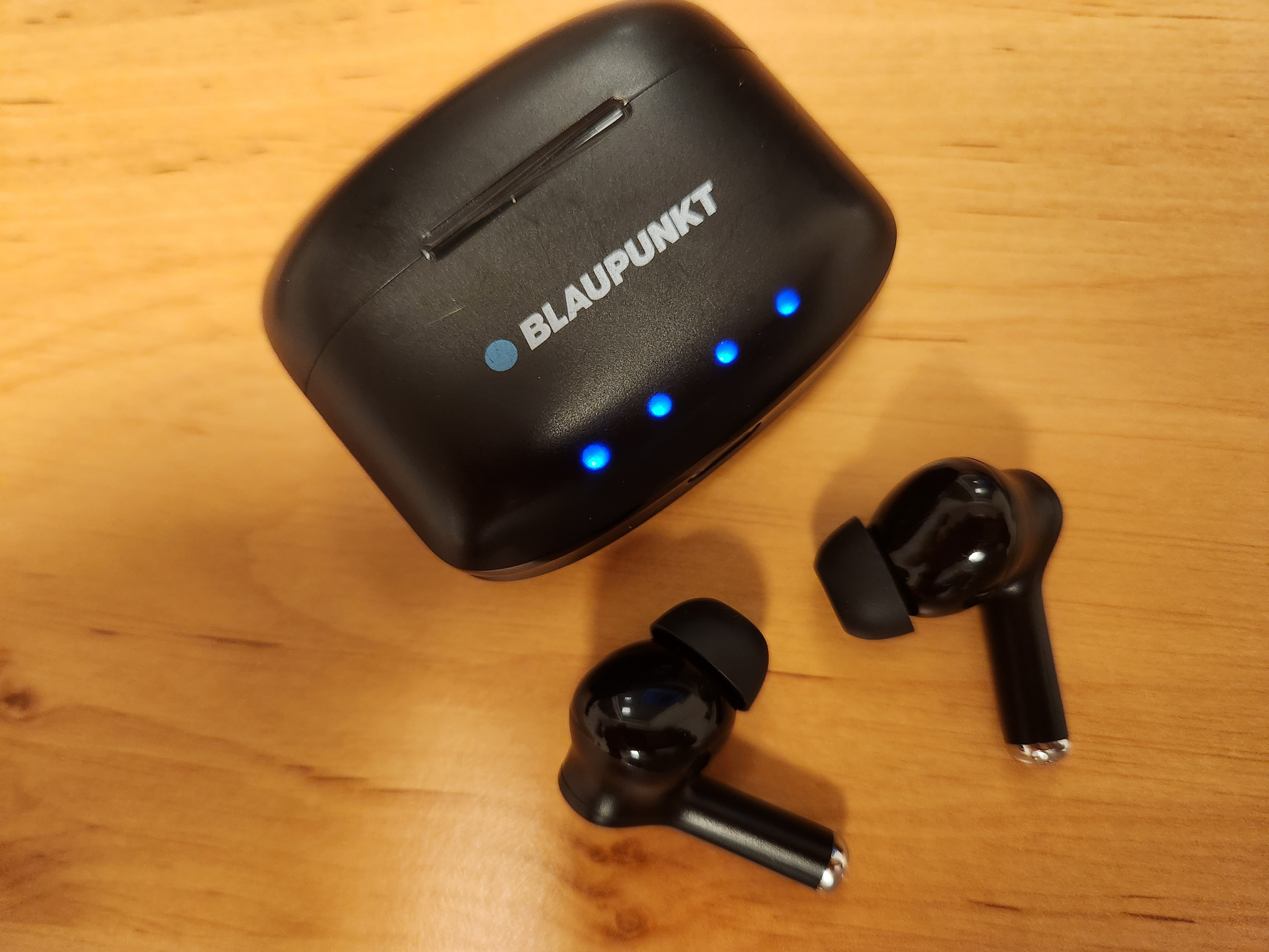 블라우풍트 노이즈 캔슬링 이어폰 가성비