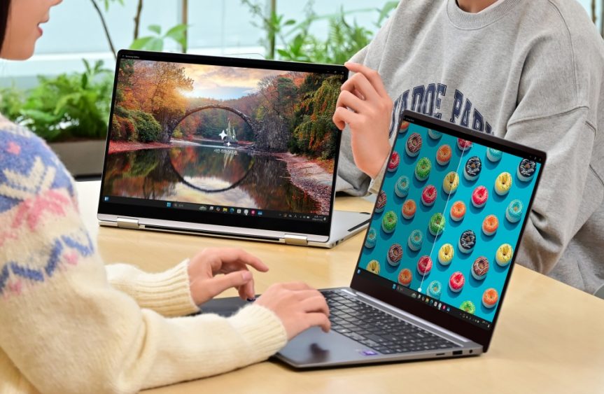 삼성 갤럭시북 5 프로 사용 영상 책상 회의