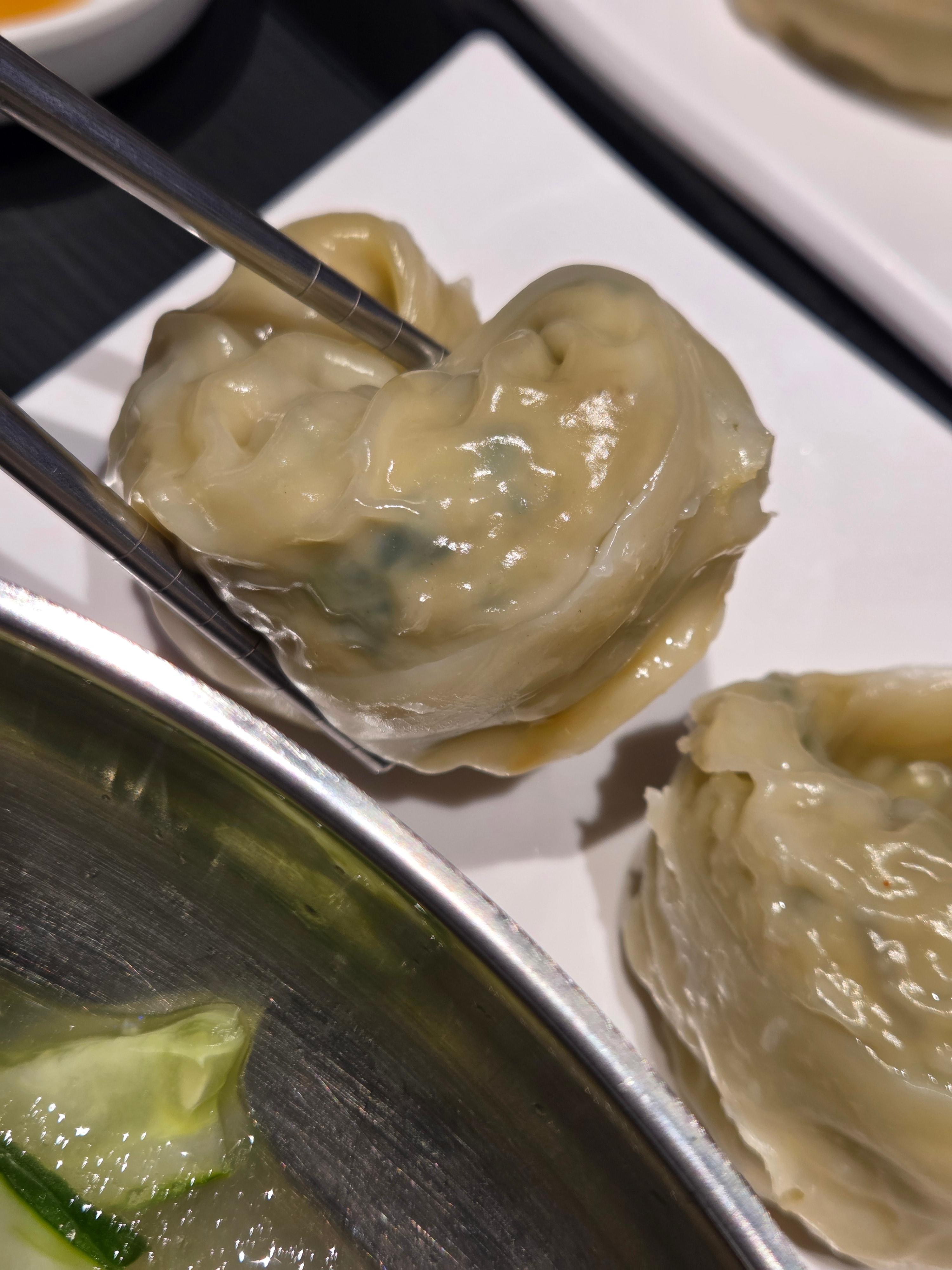 만두 2알