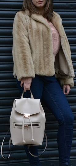 추운 겨울, 따뜻하고 스타일리시한 의상 추천하기