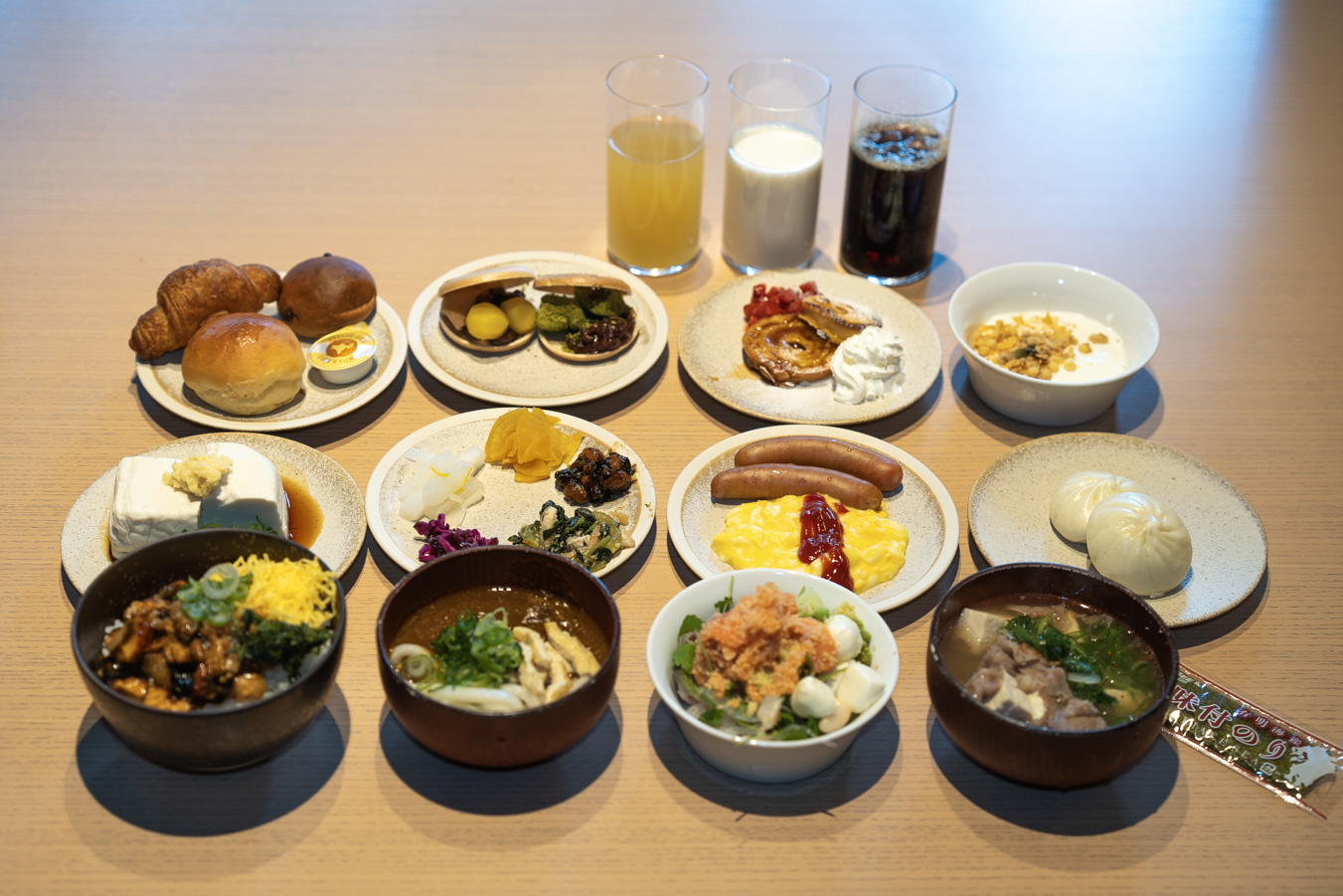 Original source photograph 4 for Kyoto Hotels: 3 Stay Records and 2 Official Introductions