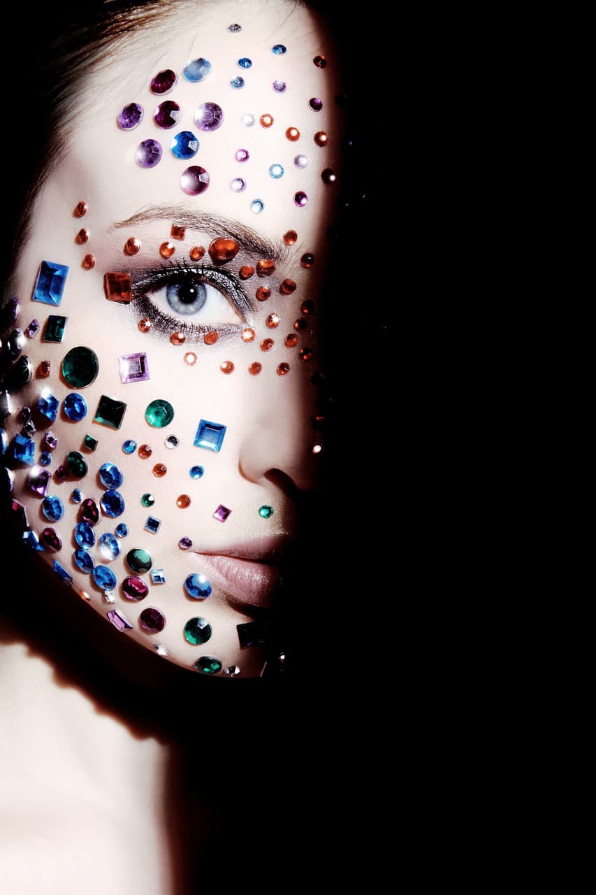 마이크로바이옴이 피부에 미치는 영향: 뷰티 산업의 혁명