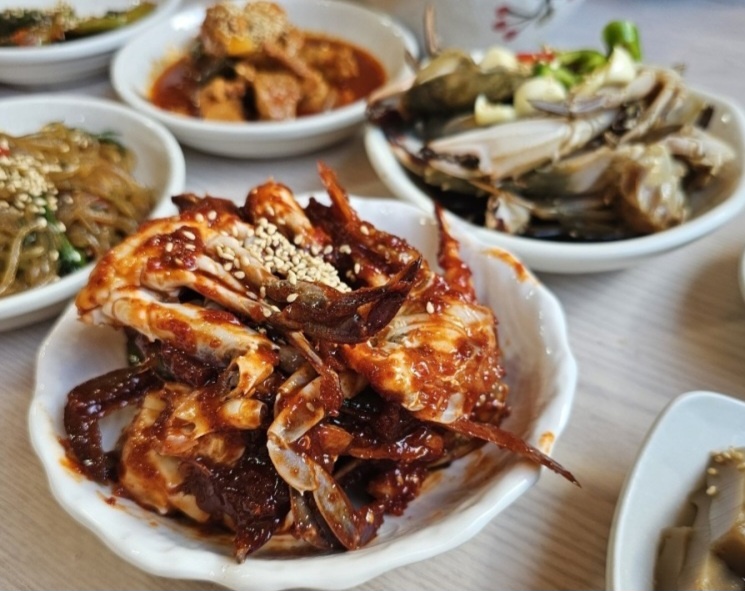 백반기행 게장백반 여수 맛집 정보