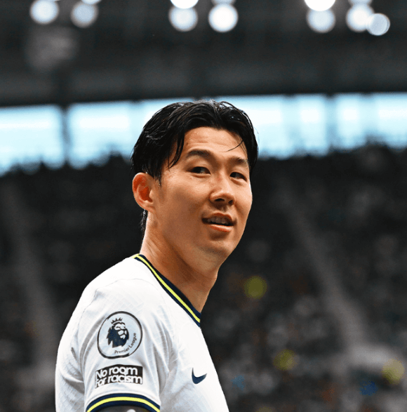 토트넘 샤흐타르 손흥민 축구 관련 사진 이미지입니다.