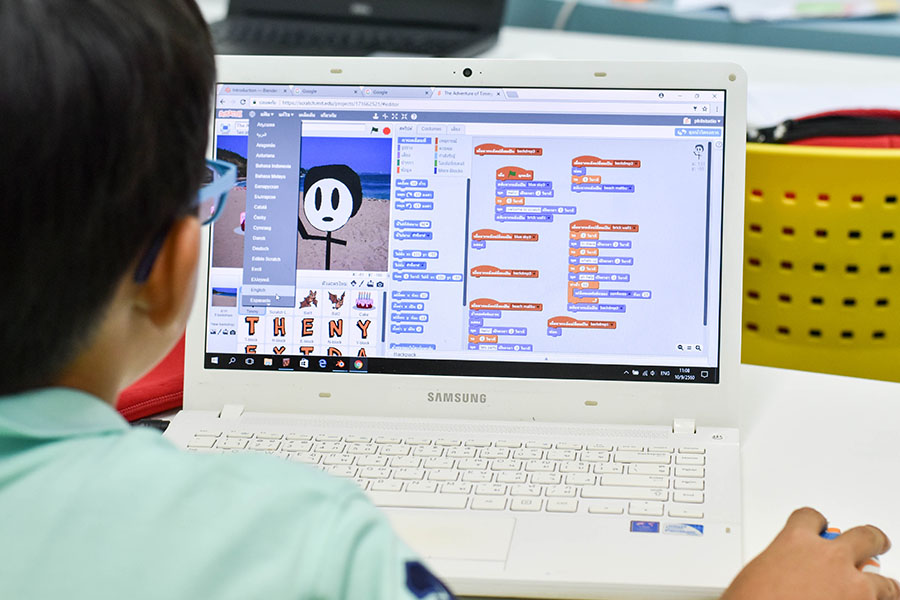 이미지 출처: Microsoft Bing 검색
블록 코딩 앱이나 AI 교육용 게임은 아이들이 AI 작동 원리를 쉽고 재미있게 이해하고 AI 리터러시를 기르는 데 효과적입니다.