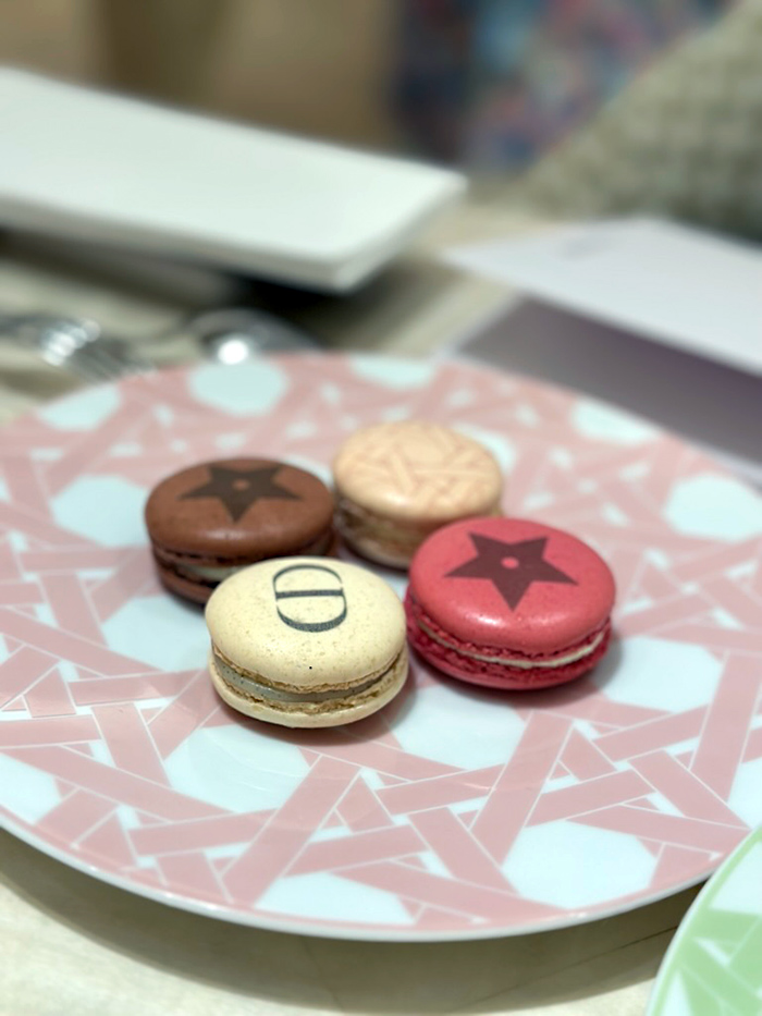 도쿄 긴자 카페 디올 바이 라뒤레 CAFÉ DIOR by LADURÉE