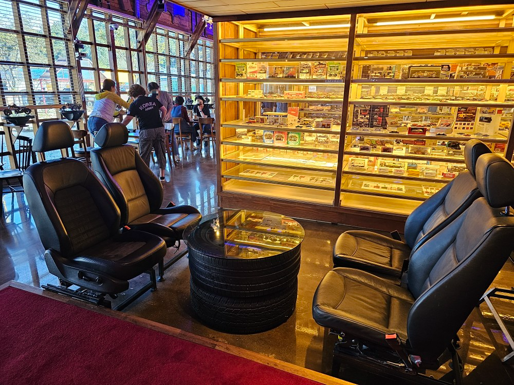 코치빌더 자동차 미니어처 4