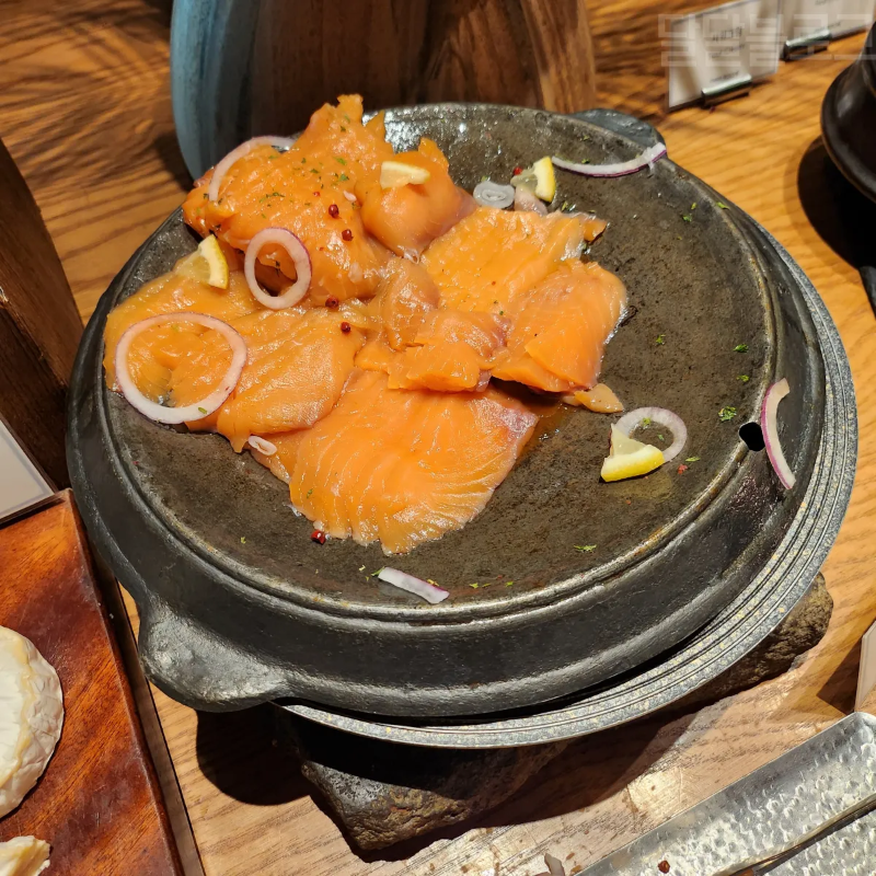 정선-파크로쉬-조식-훈제연어