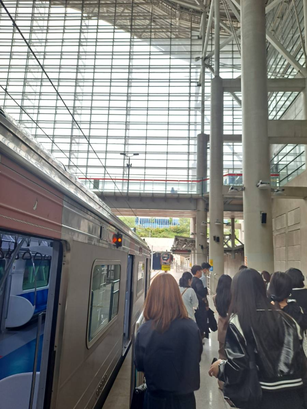 KTX광명역 도착하다