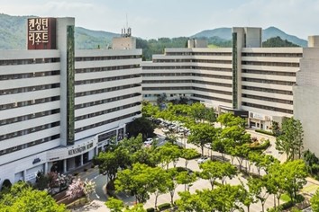 반려견과 함ㄲ 입장이 가능한 리조트 전경