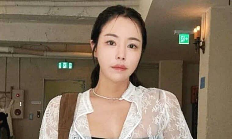 1세대-인플루언서-이주희-아브-컬렉션-대표