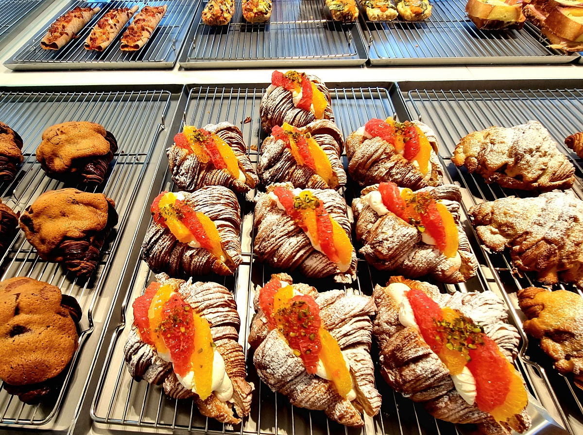 경기도 파주 대형 베이커리 카페, 공릉 저수지 뷰 모쿠슈라 (2호점)