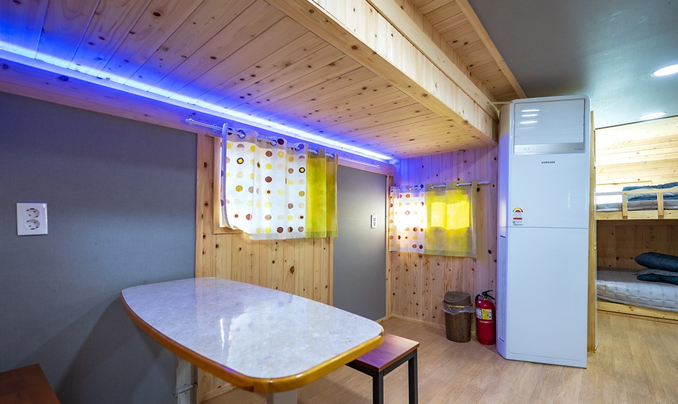 가평 명지산 카라반 글램핑장 (프리미엄 카라반)