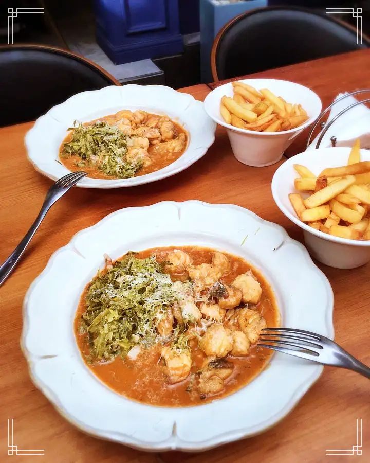 한우 타르타르 에스카르고 양파수프 부야베스 수프 프랑스인 셰프의 프렌치 레스토랑 종로 익선동 맛집