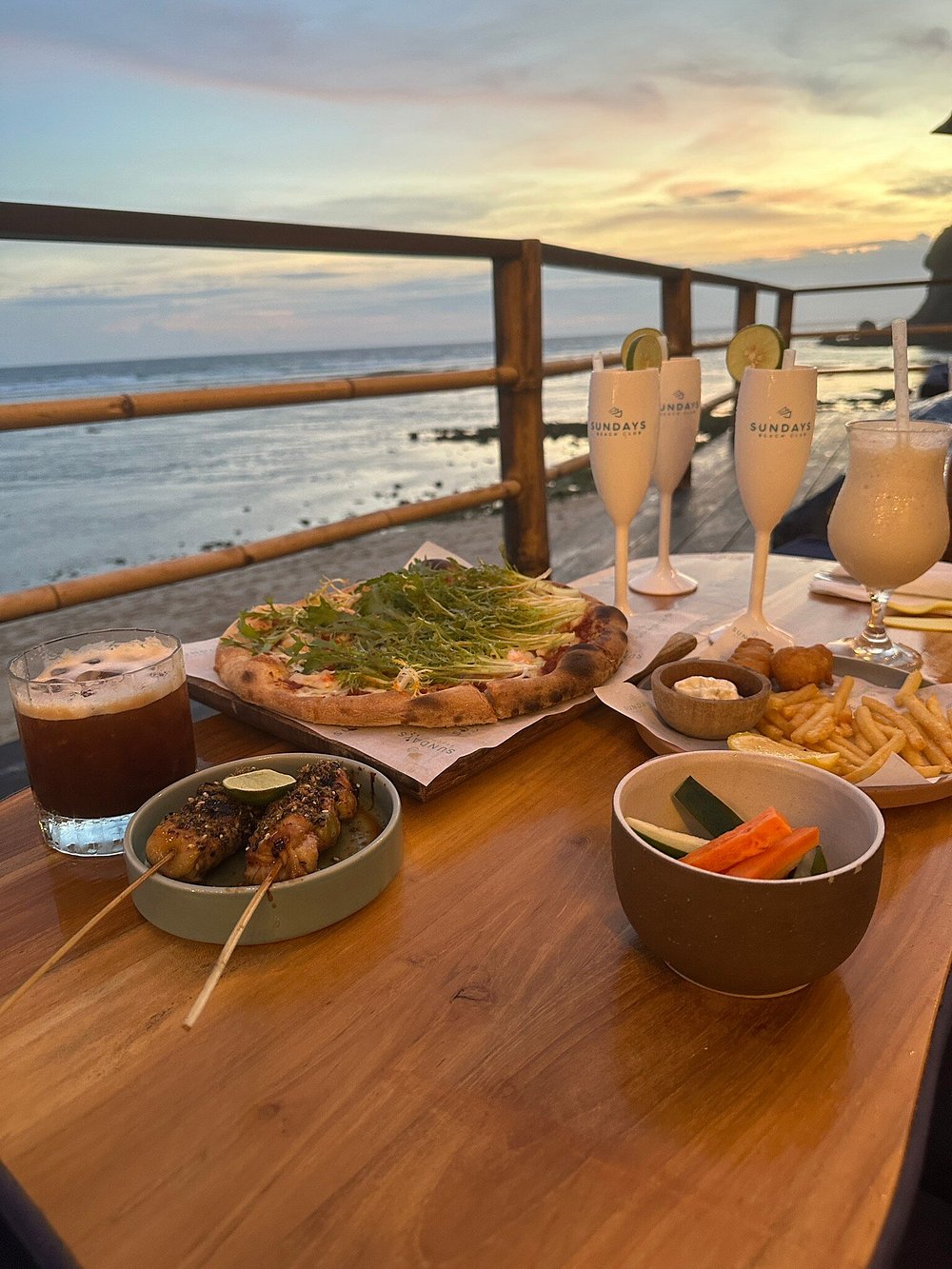 8월 여름 휴가지 추천 Sundays Beach