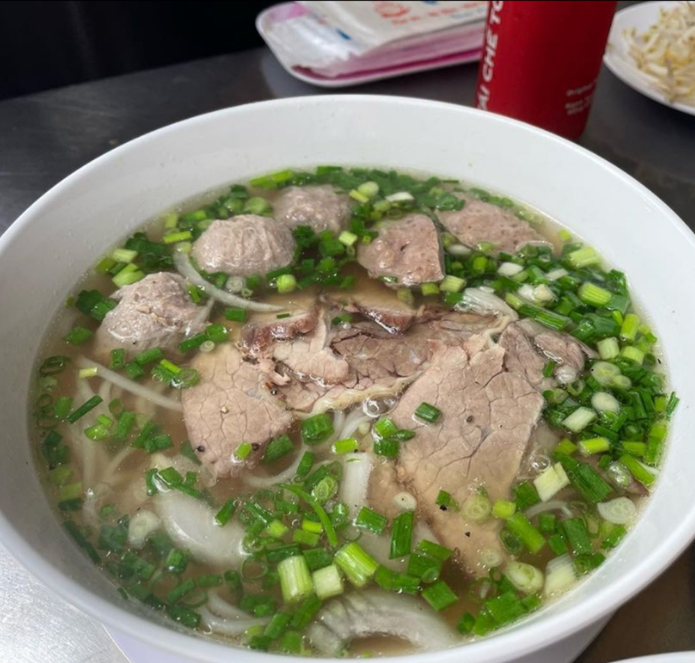 베트남 호치민 쌀국수 맛집 포뀐 01