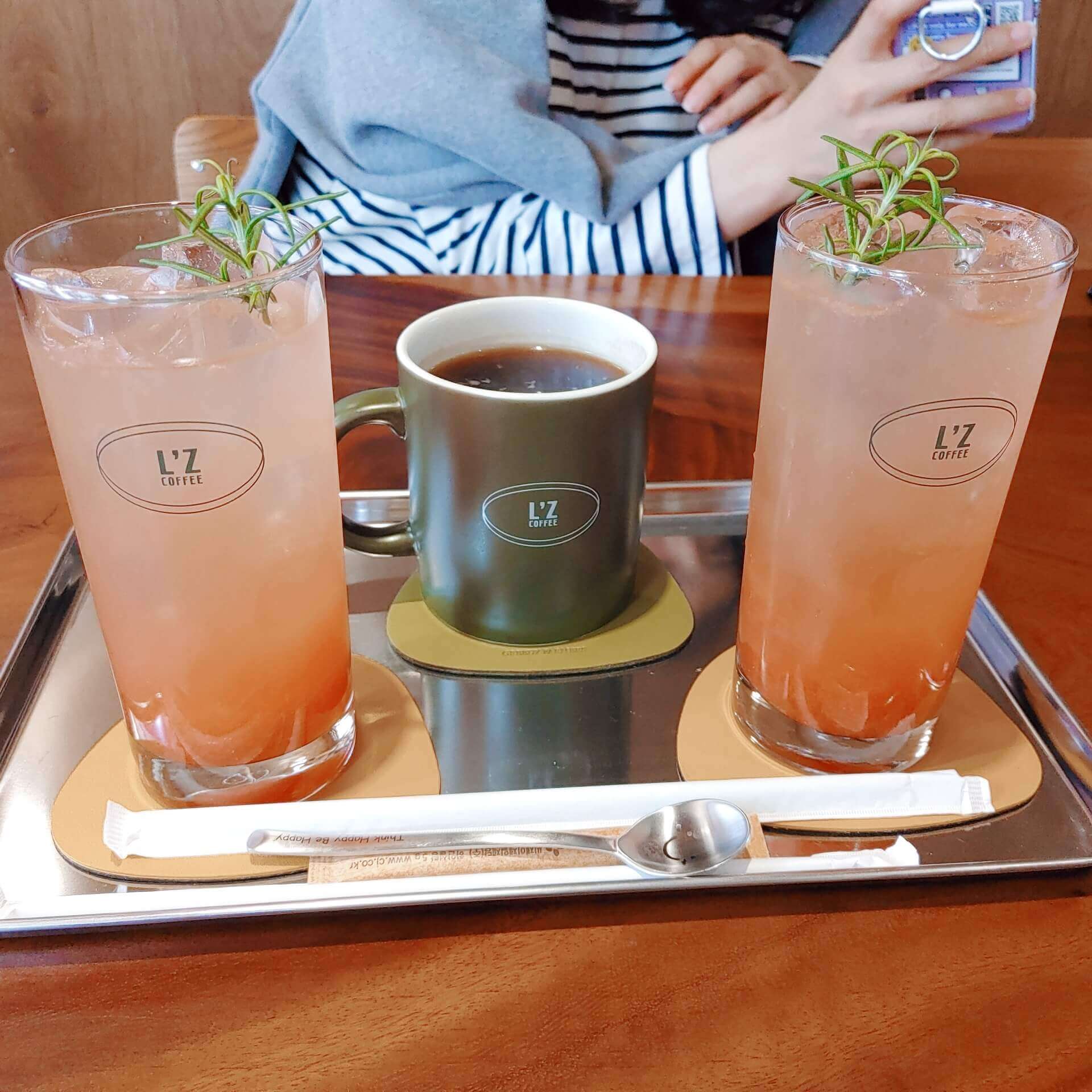 리즈_커피_클럽_음료