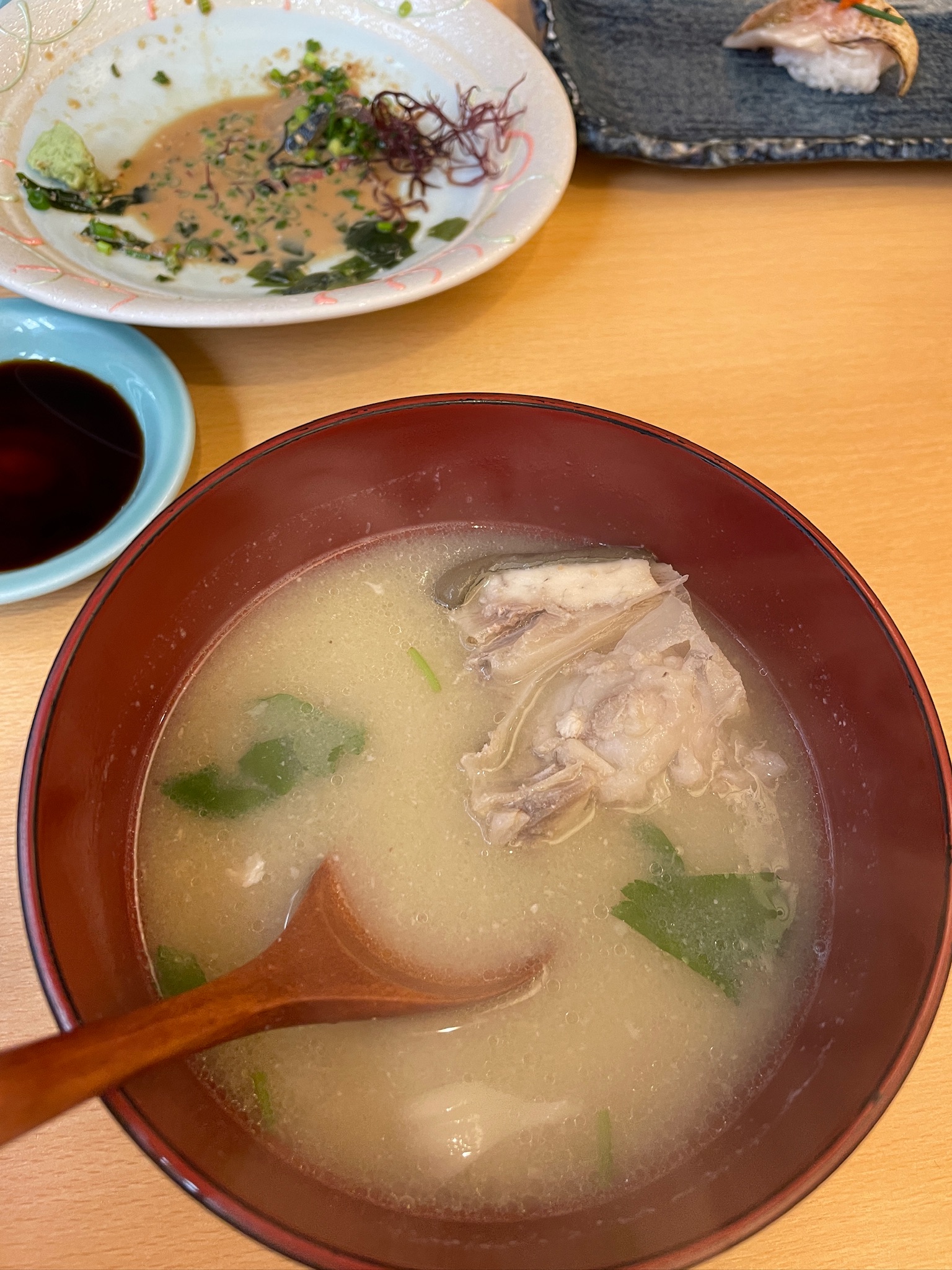 효탄스시 된장국