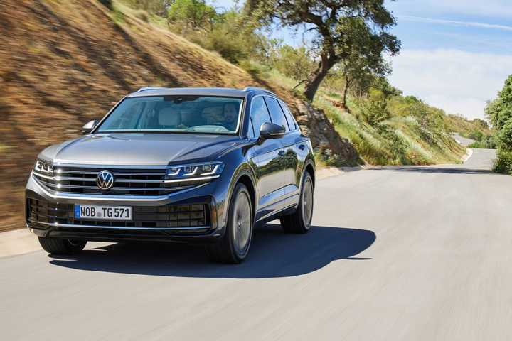 2024 폭스바겐 투아렉 페이스리프트 공개 가격 출시일 성능 제원