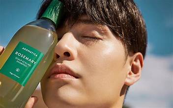 아로마티카(AROMATICA) 심층 분석: 클린 뷰티와 가치 소비의 선두 주자