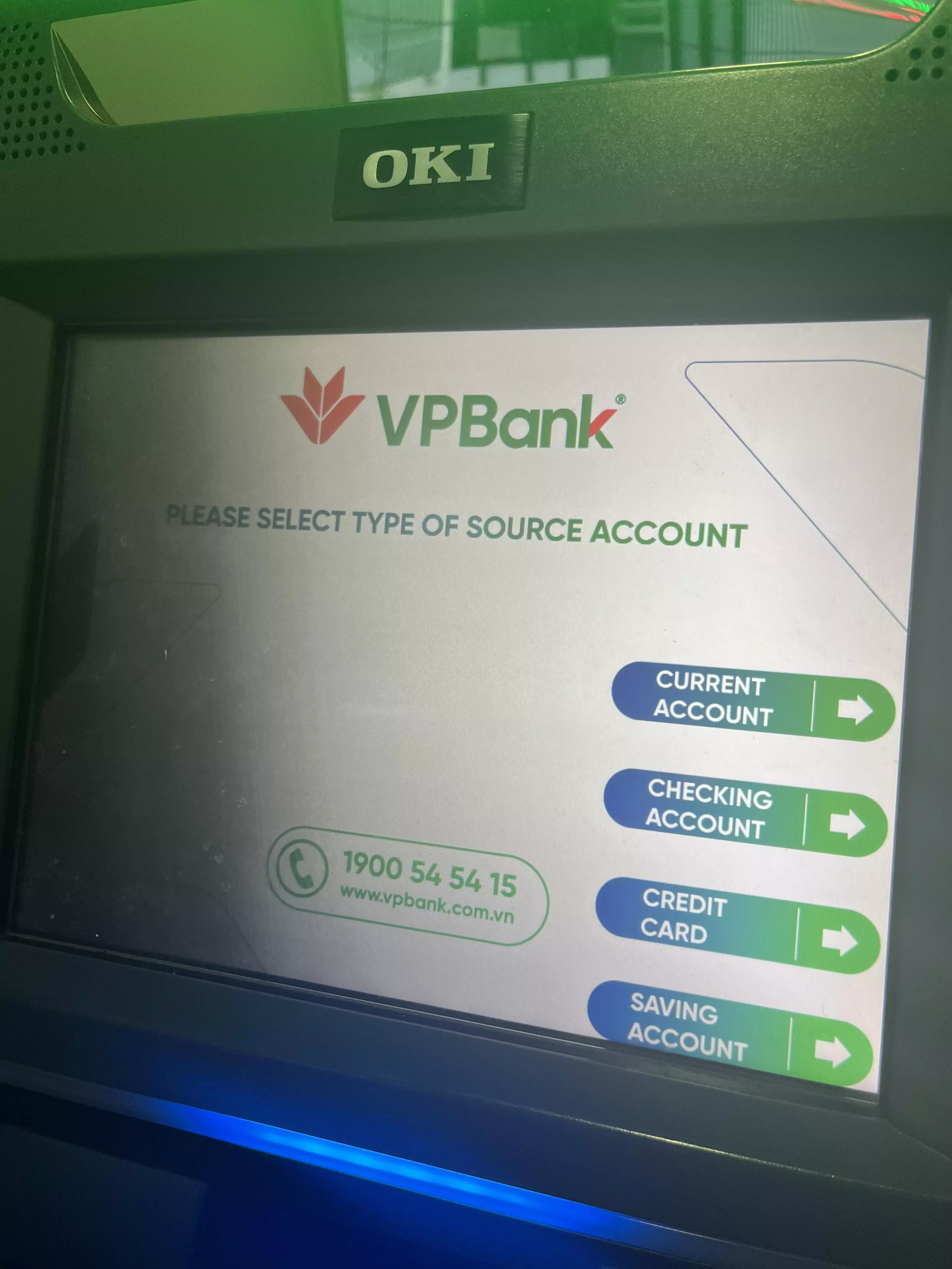 VPBank ATM 인출수단 선택 화면