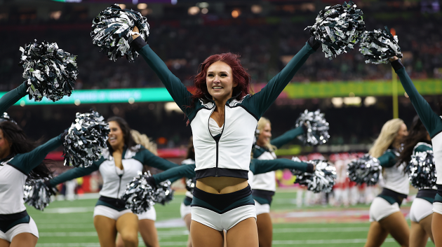 치어리더 응원 모습