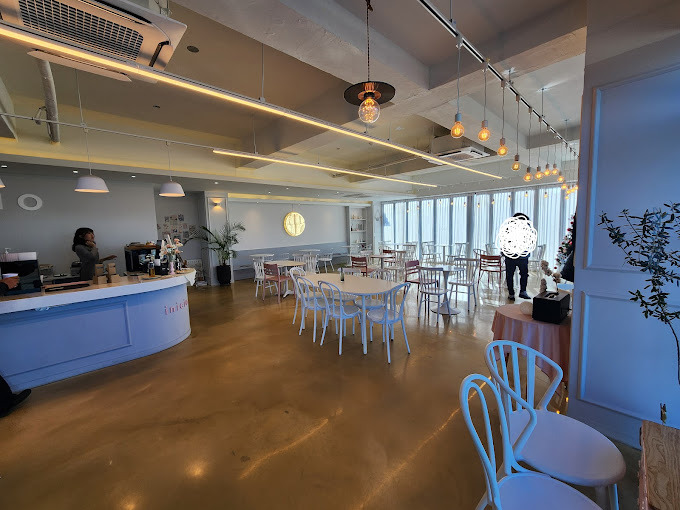 제부도 바다앞 카페 '카페 이니씨오'