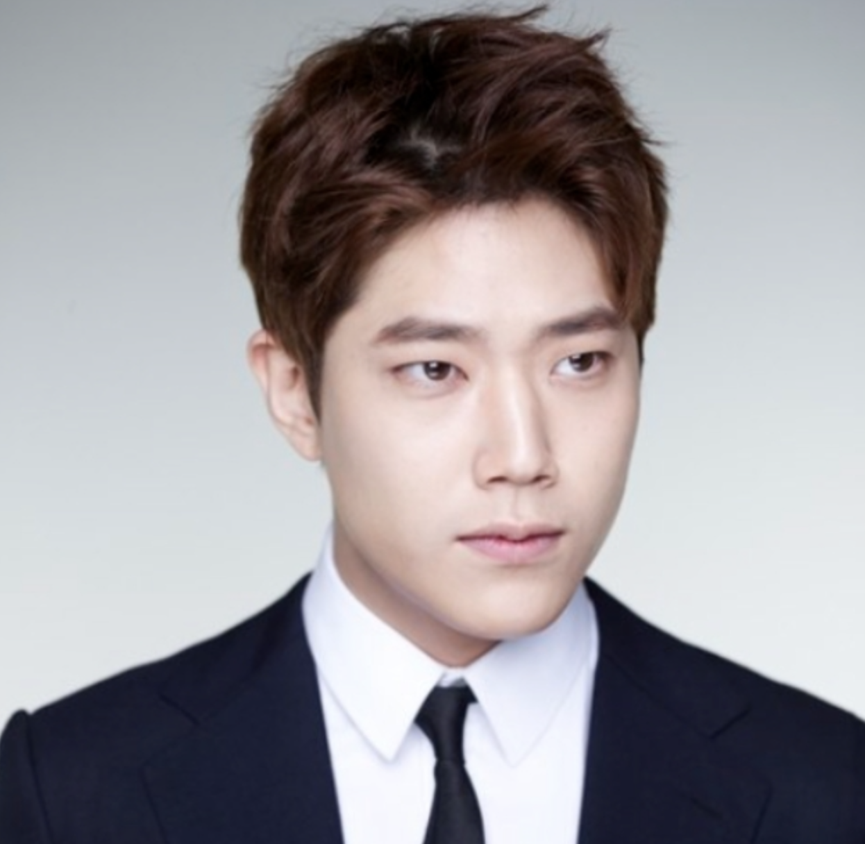 동하 프로필 사진