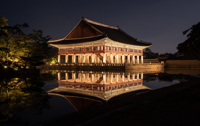 경복궁 야간개장 한복대여