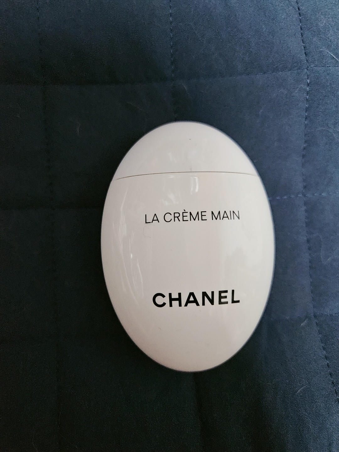 샤넬 라 크렘 망 핸드크림 텍스쳐 리치