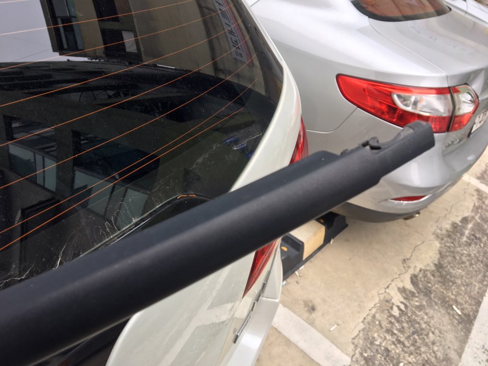 QM5 리어 와이퍼 연결부 디테일