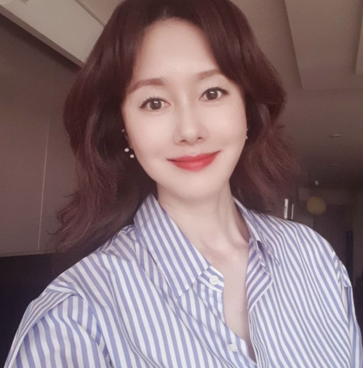 김지수6