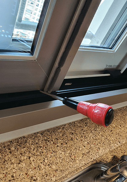 주방_유리창_드라이버