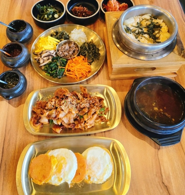 농부의밥상-산나물한상-임정숙