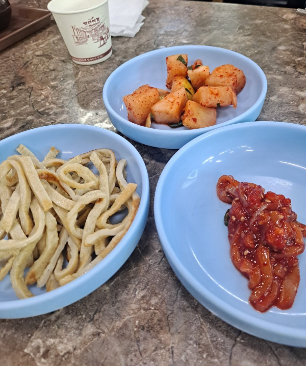 송도 콩나물해장국 3종반찬