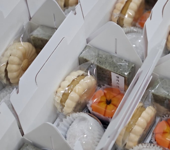 6시내고향 창원반송시장 과일찹쌀떡 쌀카스테라 썸네일