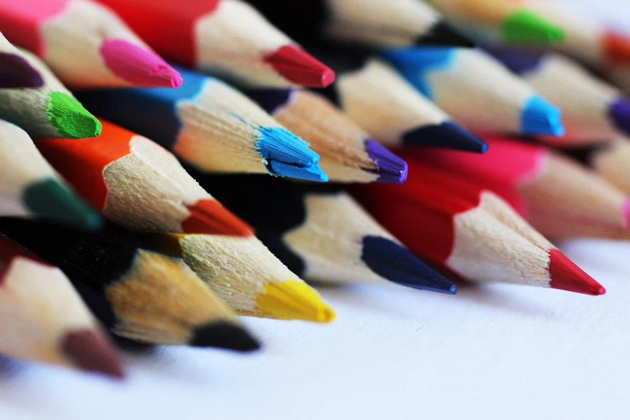 AI가 그린 그림, 진짜 예술일까? – AI 아트와 예술가의 역할
