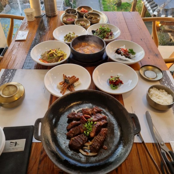 전주 기와 메뉴 이미지